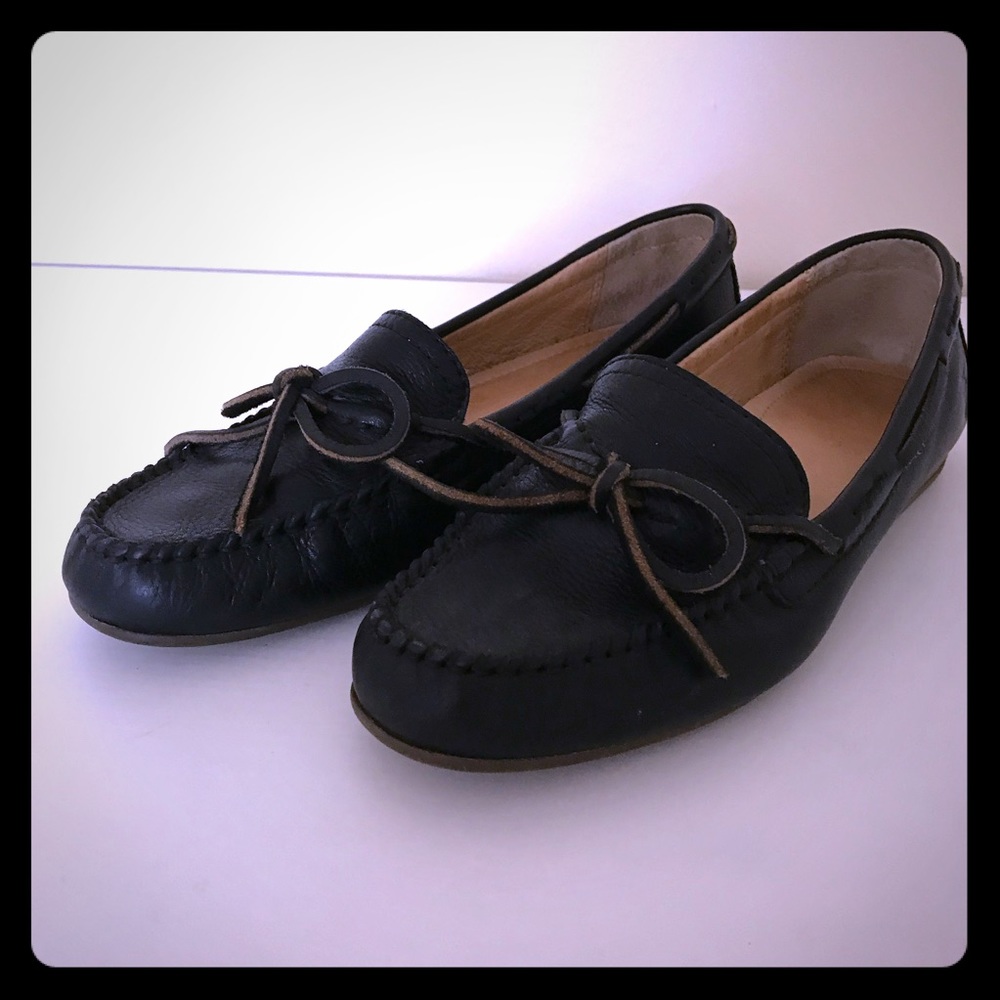 Frye leather loafers - sz 6